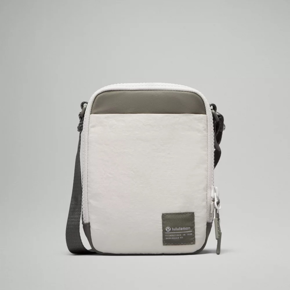 Lululemon Easy Access Crossbody Bag